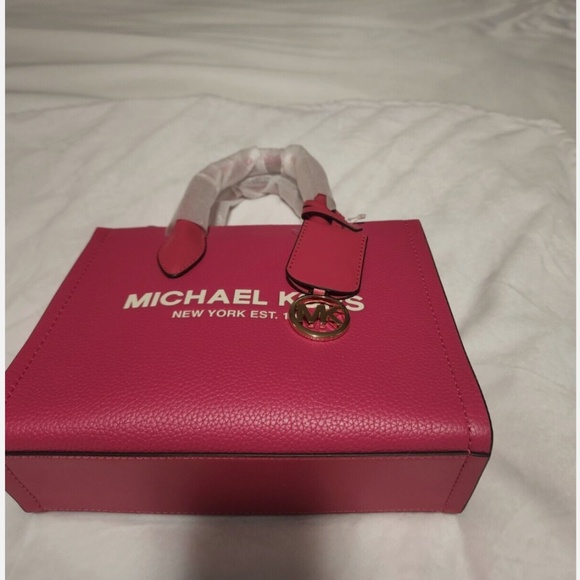 AUTHENTIC NWT Michael Kors Mirella Small Pink Leather Top Zip Tote Crossbody Bag - Picture 4 of 6